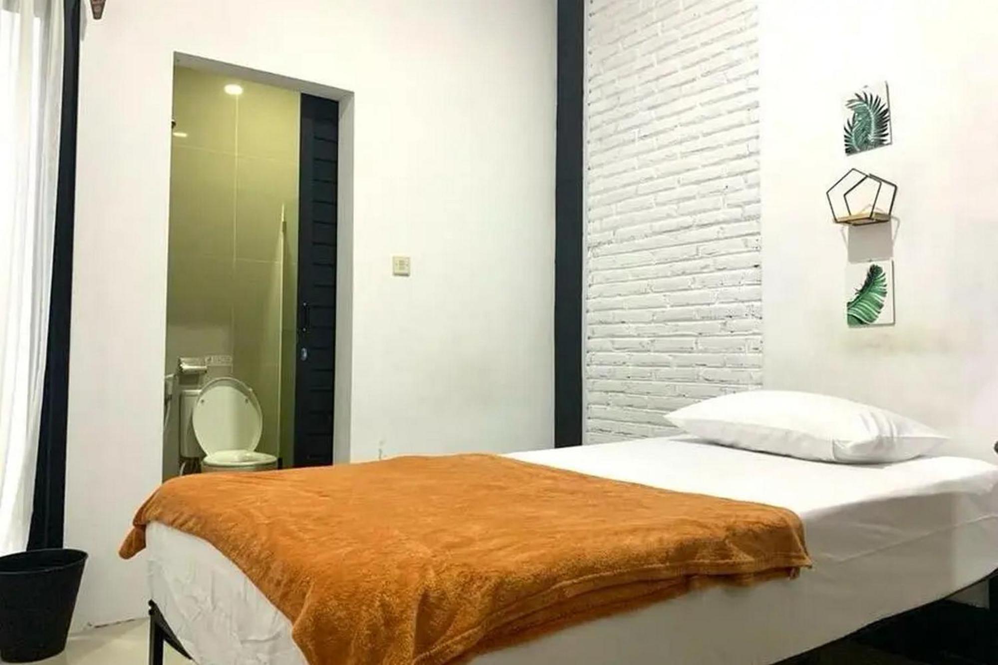 Rumah Daun Timoho Yogyakarta Redpartner Exterior foto